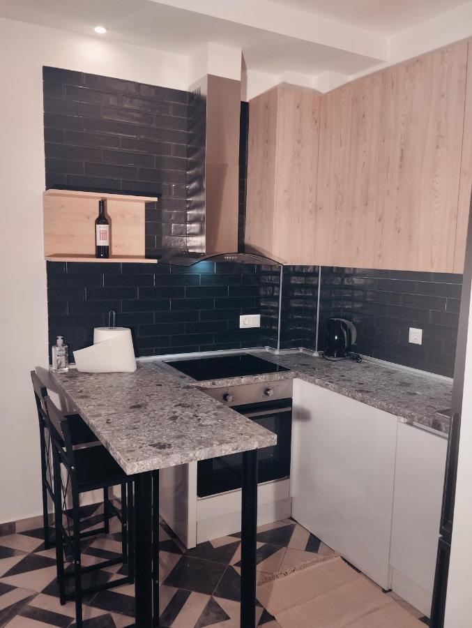 Romeo Isimeriahomz Appartement